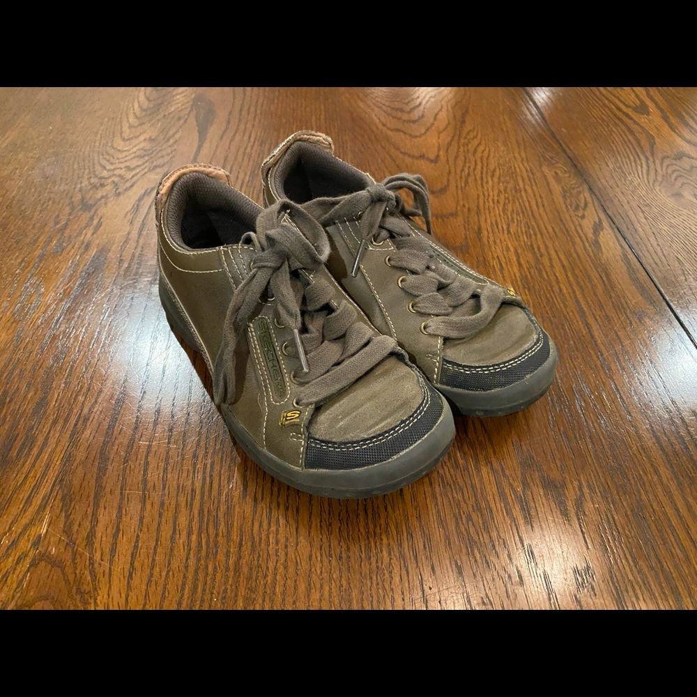 Sketchers Street Wear Shoes- Very Cool Shoes!